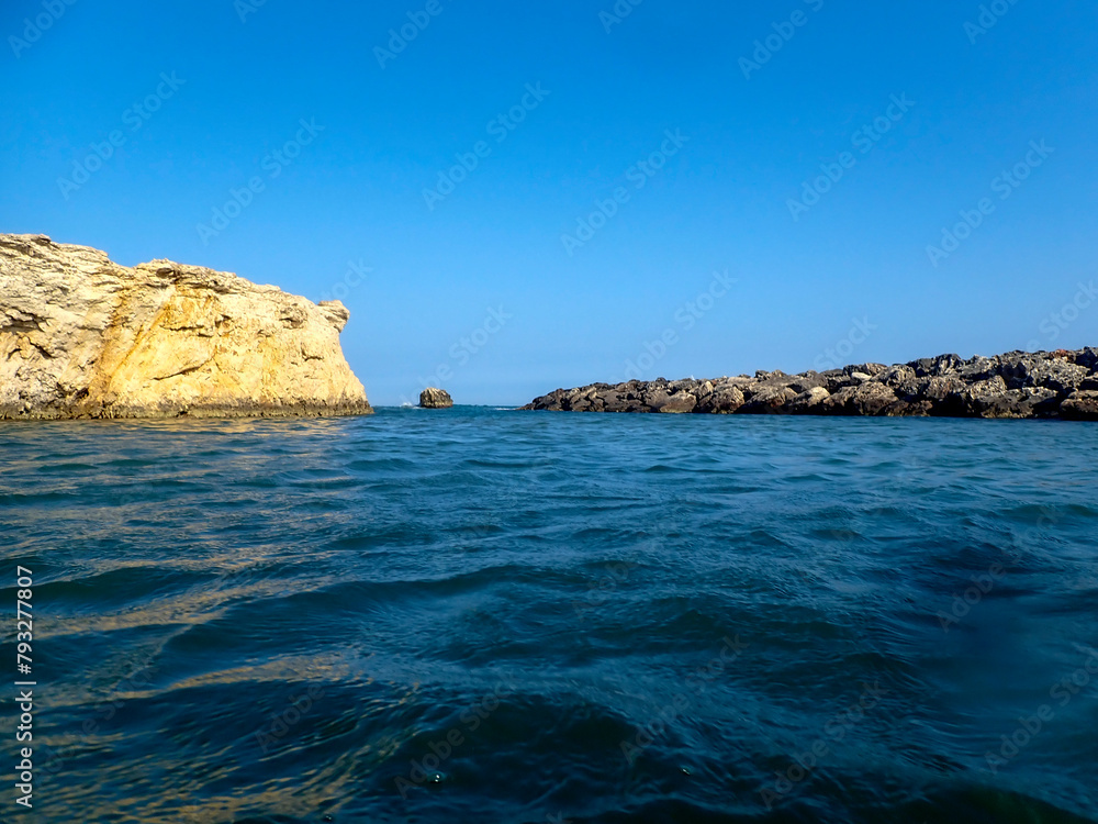 Costa rocciosa di Punta Cirica 1077