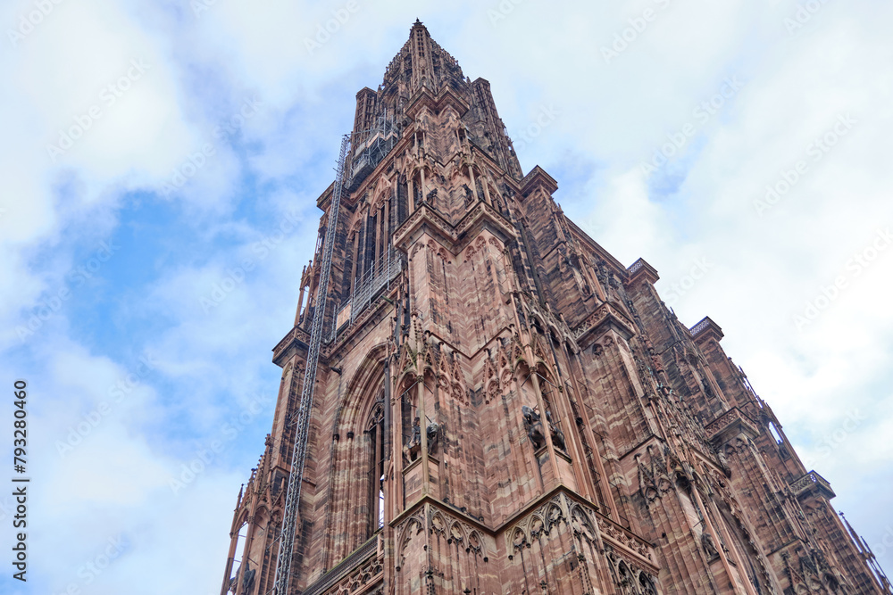 France, Alsace, Strasbourg: View of Notre Dame cathedral with frame houses
