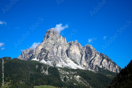 Langkofelgruppe oder Sassolungo, Bergmassiv vom Nordwesten gesehen, Dolomiten, Südtirol, Italien, Europa 