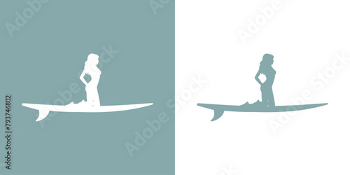 Logo club de surf. Silueta de mujer de rodillas encima de una tabla de surf photo