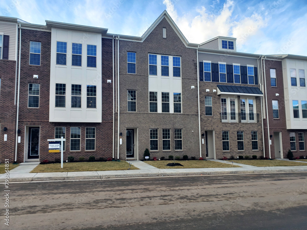 rows of modern townhouses in the suburb of Leesburg, Virginia.