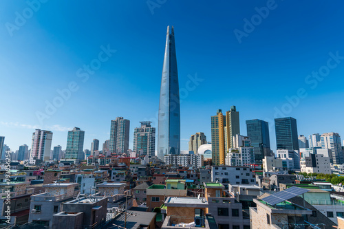 Seoul cityscapes, skyline, high rise office buildings and skyscrapers with blue sky and cloud in Seoul city, winter daylight, top view in winter, Seoul, Republic of Korea,
