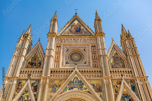 Canvas Print The facade of Orvieto Cathedral, Duomo di Orvieto, Umbria, Italy