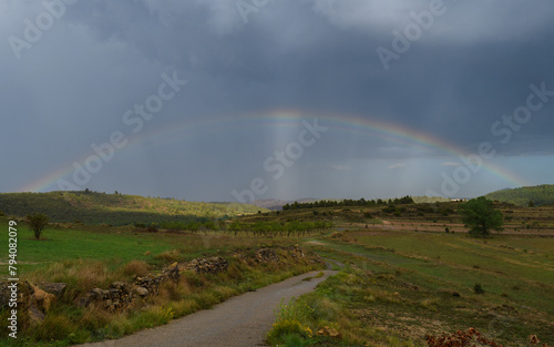 Obraz na plátně ARCO IRIS EN LA PROVINCIA DE TERUEL. ARAGÓN. ESPAÑA. EUROPA