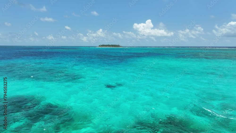 Jonhny Cay At San Andres In Caribbean Island Colombia. Beach Landscape. Caribbean Paradise. San Andres At Caribbean Island Colombia. Seascape Outdoor. Nature Tourism.
Jonhny Cay At San Andres In Caribbean Island Colombia. Beach Landscape. Caribbean Paradise. San Andres At Caribbean Island Colombia. Seascape Outdoor. Nature Tourism.