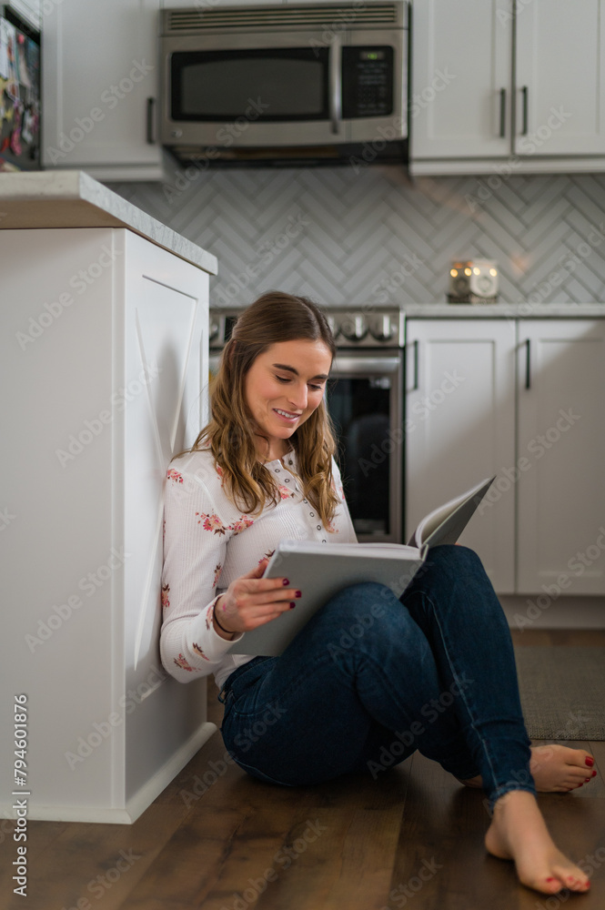 woman in kitchen woman in kitchen