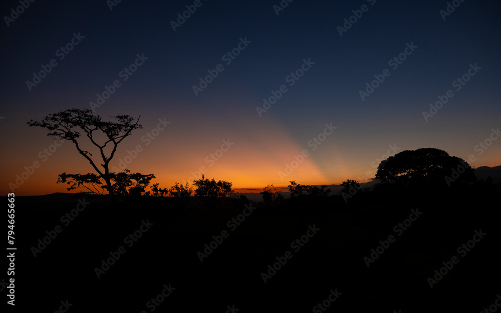 beautiful sunrise full of color to enjoy and take photographs