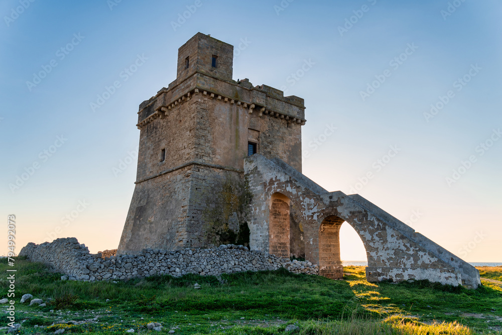 Tramonto su Torre Squillace - Salento, Puglia, Lecce, Italia
