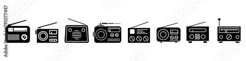 Radio icon vector set. Radio wave illustration sign collectio. Music symbol or logo.