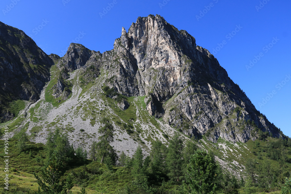 mountain views of the peaks of the Tyrolean Alps
