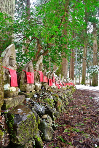 冬の慈光寺（新潟県）