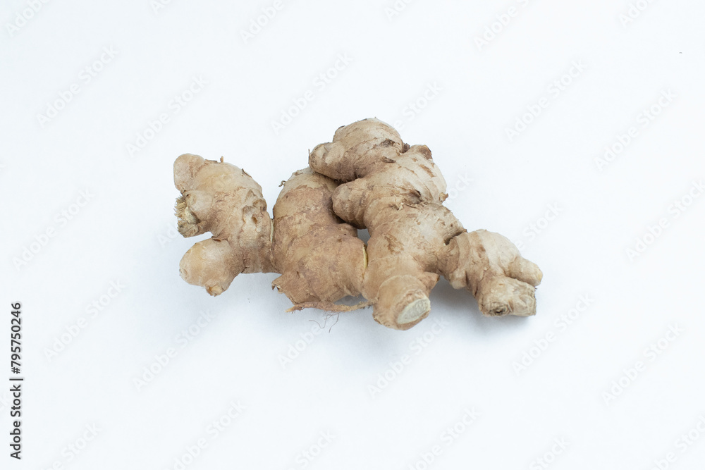 Raw  fresh ginger root spice