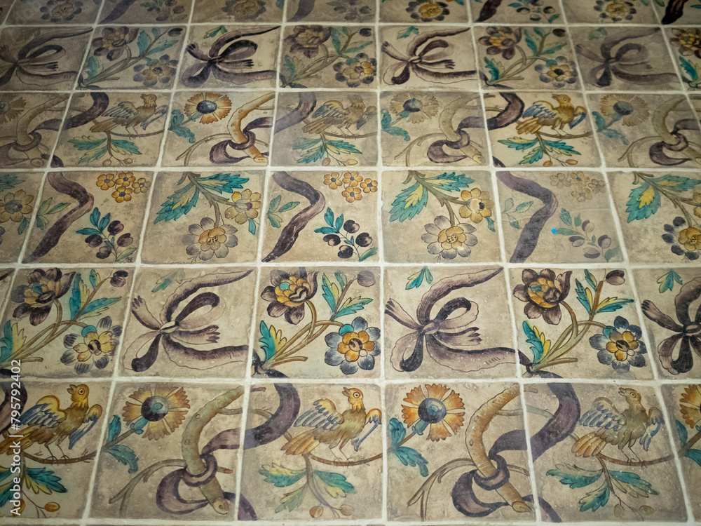 Obraz premium Silk Museum majolica floor
