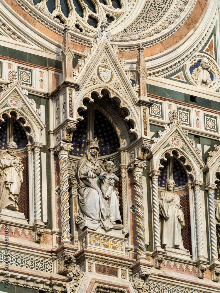 Virgin sculpture in the facade of Santa Maria del Fiore, Florence