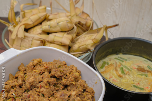 Ketupat typical Hari Raya, served with Rendang, Lodeh, and Sambal Goreng . Special dishes during Eid al-Fitr, especially in Malaysia