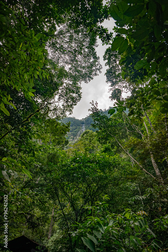 Catarata Escondida
