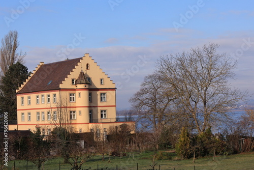 Historisches Bauwerk auf der Insel Reichenau im Bodensee