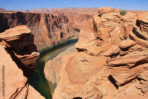 Reflection Canyon est un canyon splendide au bout du lac Powell au cœur de la Glen Canyon National Recreation Area. photo