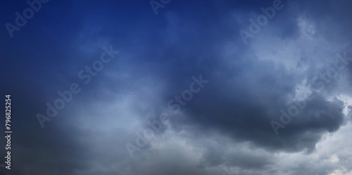 Fototapeta Naklejka Na Ścianę i Meble -  Background of dark clouds before thunder storm
