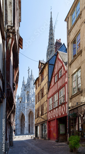 The Church of Saint-Maclou in Rouen © BreizhAtao