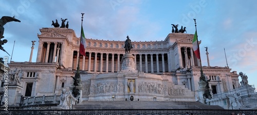 Monument Vittoria Emmanuele photo