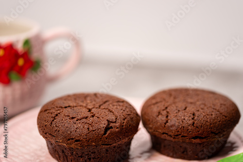 Brownie, Brownie on a pink plate, appetizing cookie on a plate  © Anna Kondratiuk