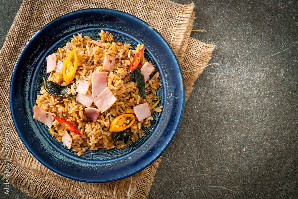 Fototapeta premium ham fried rice with herbs and spices