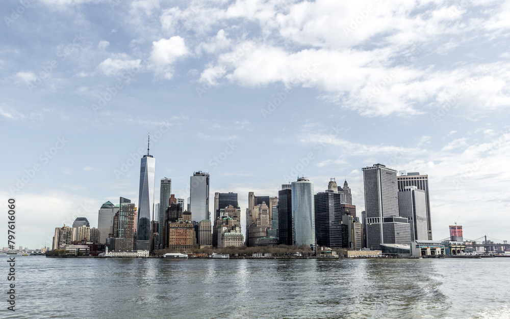 Naklejka premium city skyline New York, USA from Hudson River