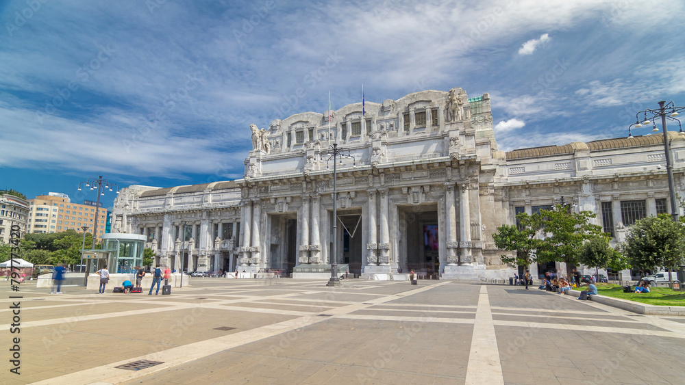 Fototapeta premium Front view of Milan antique central railway station timelapse hyperlapse.