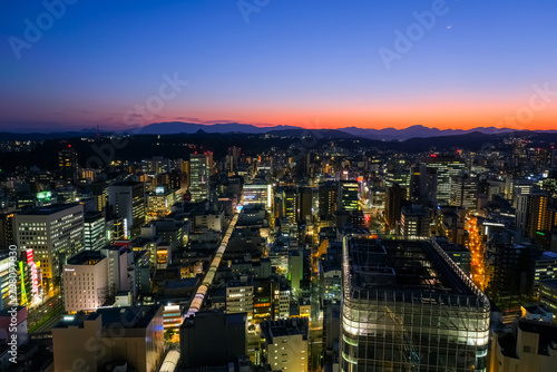 宮城県仙台市 AERビル、展望テラスから見る夕暮れの仙台