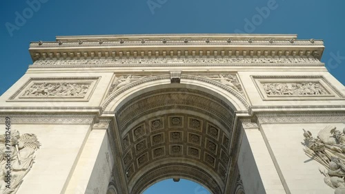 Arc de Triomphe Frontal View (ID: 798124689)