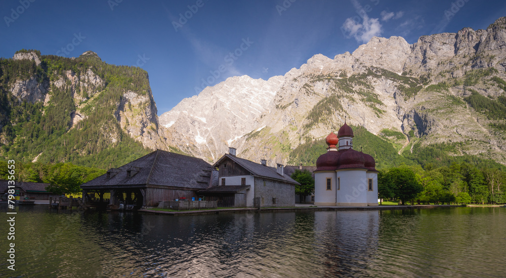 Fototapeta premium Sankt Bartholoma vor dem Watzmann on Konigsee lake in Berchtesgaden Alps Germany