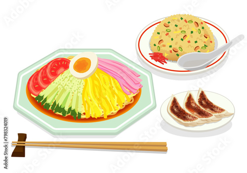 中華料理_冷やし中華セット　チャーハンと餃子（背景白）