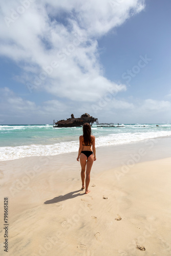 woman on the Atalanta beach, Boa Vista