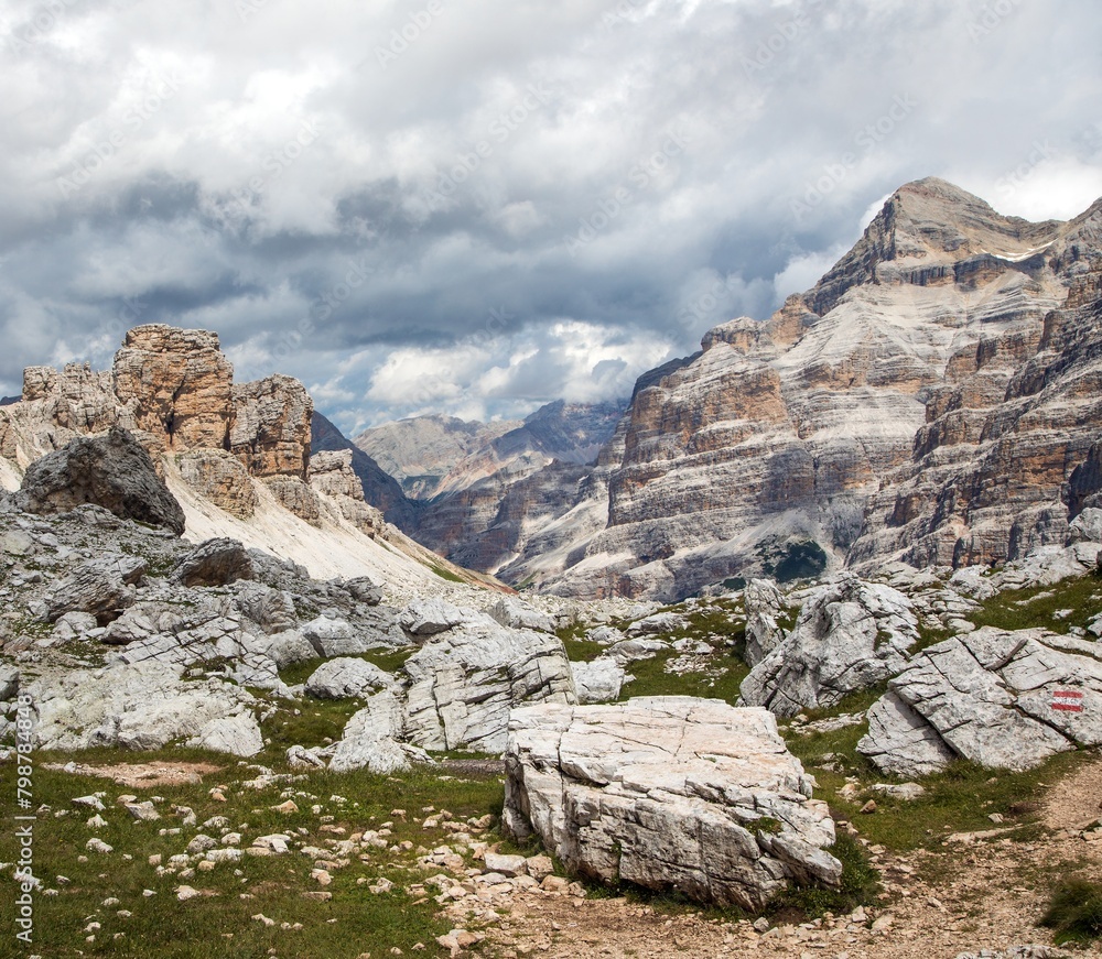 forcella Travenanzes, Alps Dolomites mountains forcella Travenanzes, Alps Dolomites mountains