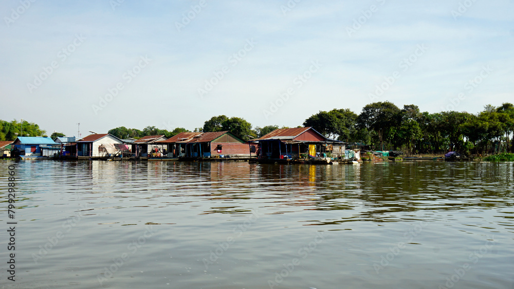 floating houes on the tonle sap in cambodia floating houes on the tonle sap in cambodia
