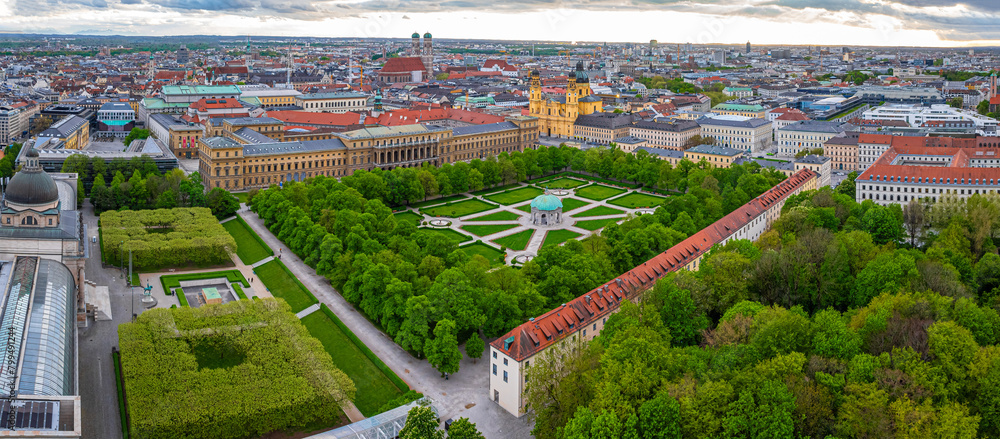 Obraz premium Aerial view of Hofgarten in central Munich, the capital and most populous city of the Free State of Bavaria