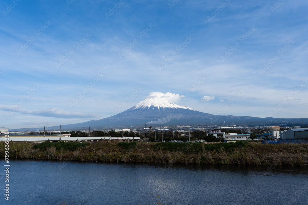 静岡県富士市から見た冬の富士山