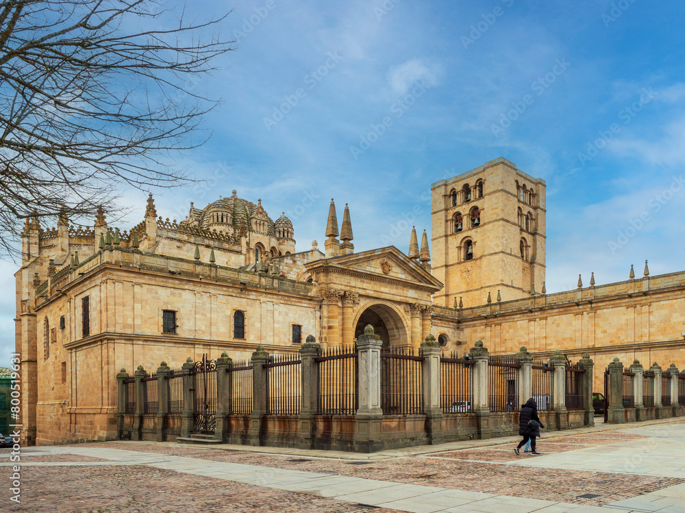 Fototapeta premium Fachada de piedra de la catedral de Jaén, España.