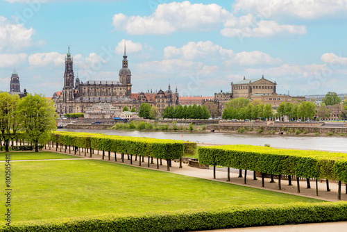 Blick auf die Altstadt von Dresden vom japanischen Palais