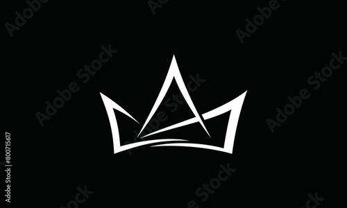 illustration of a king's crown logo with the initials C and M 