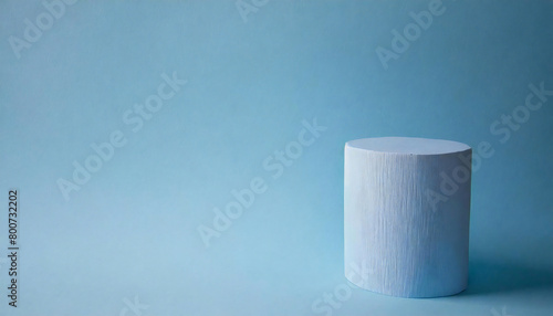 パステルブルーの部屋。奥行きのある水色の空間。無地素材。レイアウト。Pastel blue room. A deep light blue space. Plain material. layout.