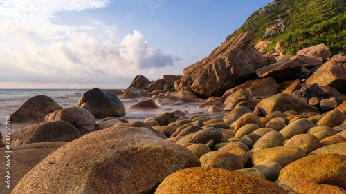 Fototapeta Naklejka Na Ścianę i Meble -  Sea view from pebble beach.