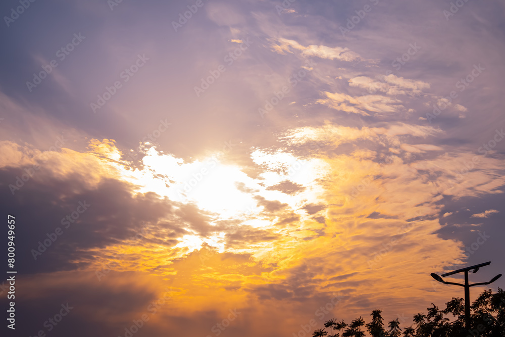 Obraz premium sunset over the city