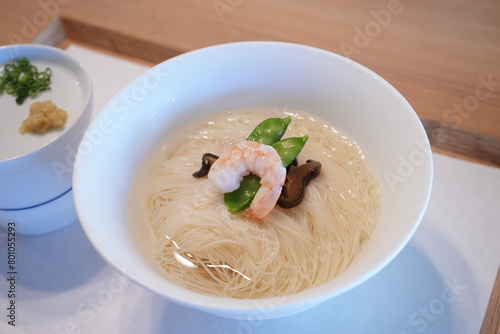 Japanese Food, Somen or Nyumen Noodle Soup - 日本料理 そうめん 温麺