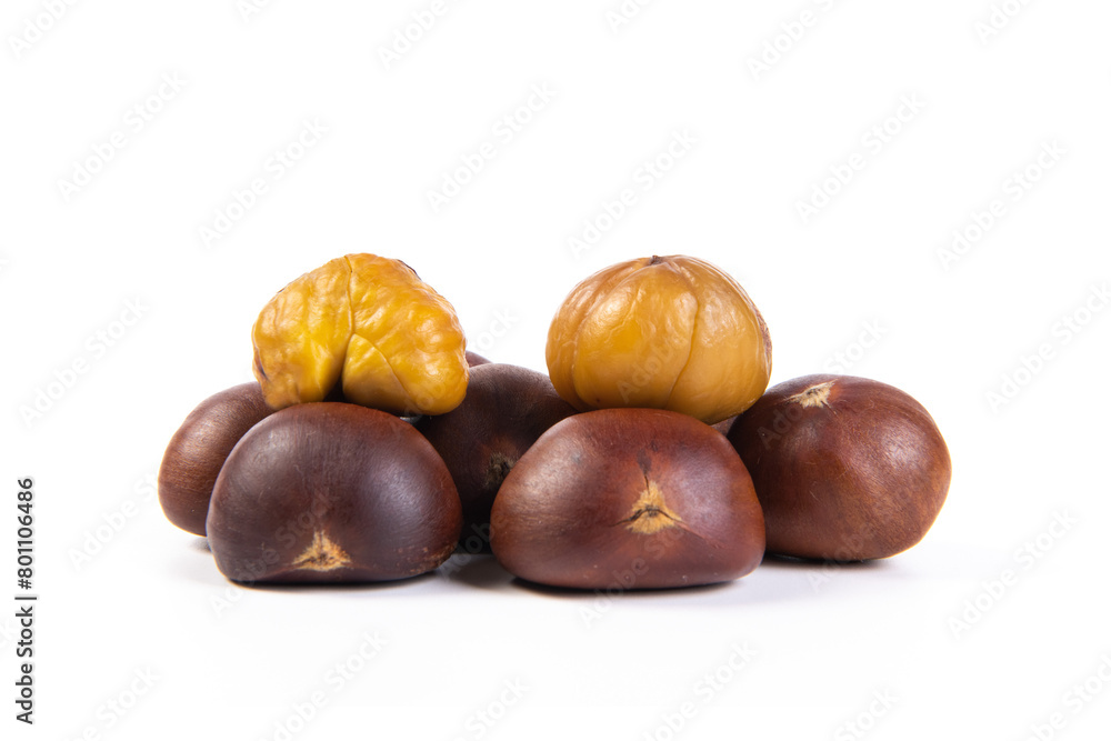 Obraz premium roasted peeled chestnut isolated on white background.