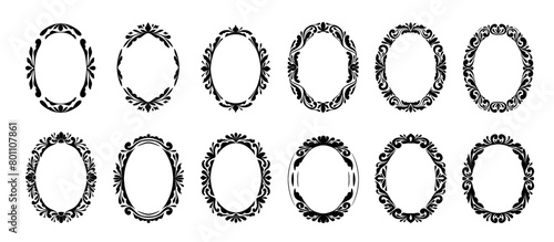 Classic Oval Ornamental Frames Set. Elegance Vintage Border for Invitation and Scrapbooking design