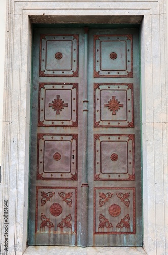 Obraz na płótnie Maiori - Porta destra del Santuario di Santa Maria a Mare w salonie