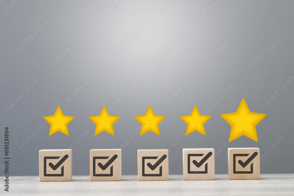 Fototapeta premium wood cube block with customer satisfaction rating to measure product evaluation