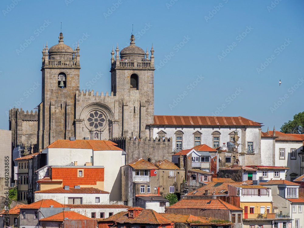Porto historic church cathedral portugal